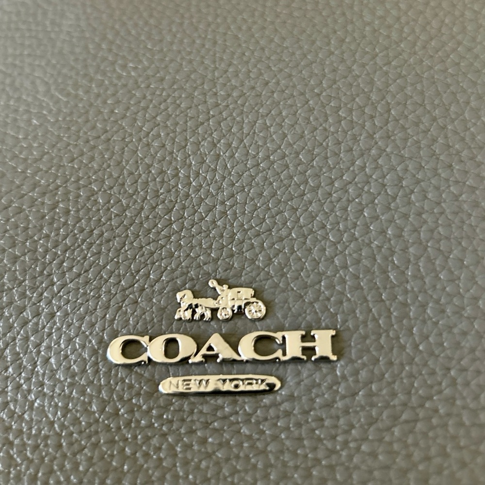 Coach Pebble Leather Gray Shoulder Bag - Picture 3 of 8